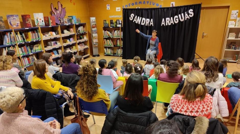Imagen Sandra Araguás comparte sus cuentos navideños en Alcubierre