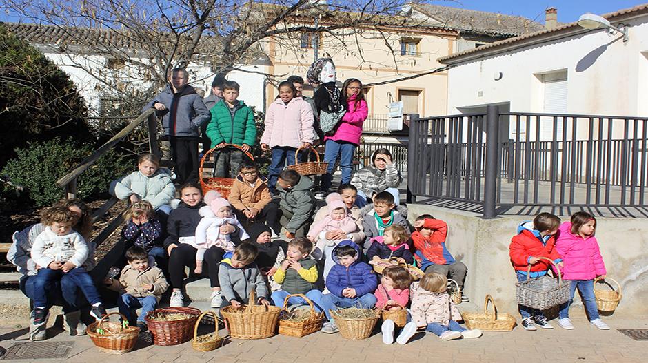 Imagen La Vieja Remolona recorre las calles de Alcubierre